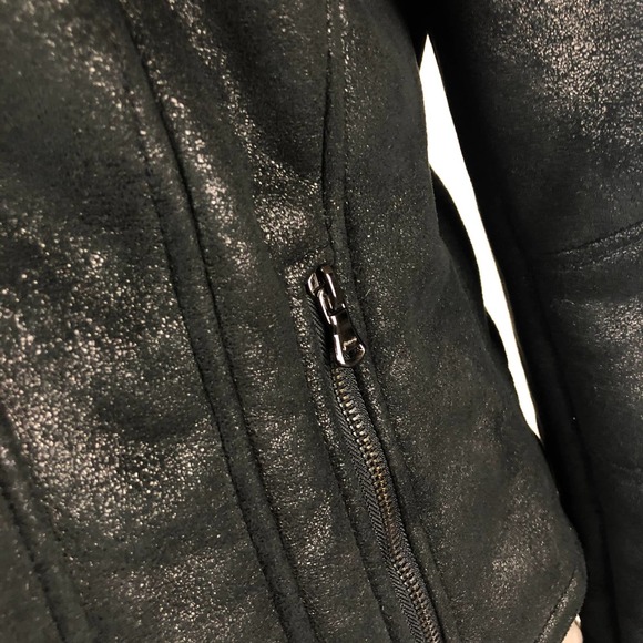 🔥 3 for $30 Guess motorcycle style black jacket - Picture 9 of 13